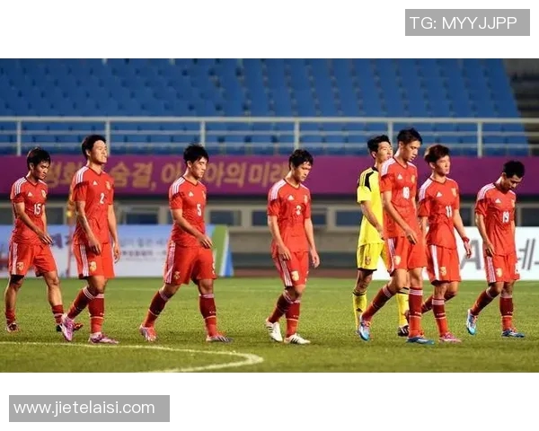 亚运足球明星名片创作大赛展现年轻才俊风采与激情